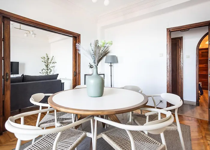 Escalera 10 - Vut4693as * Gijón